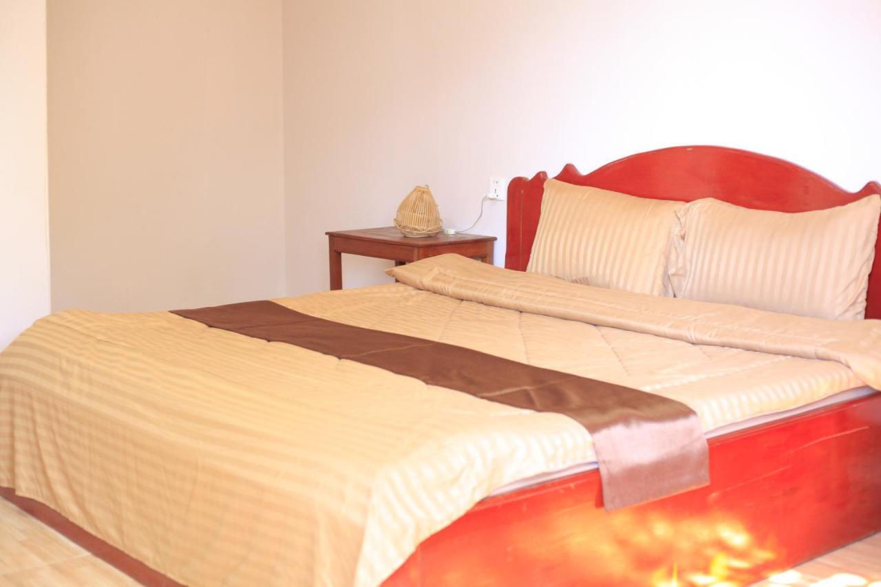 Tropical Villa Siem Reap Bagian luar foto