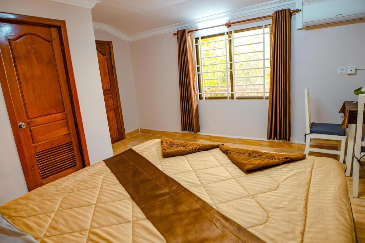 Tropical Villa Siem Reap Bagian luar foto