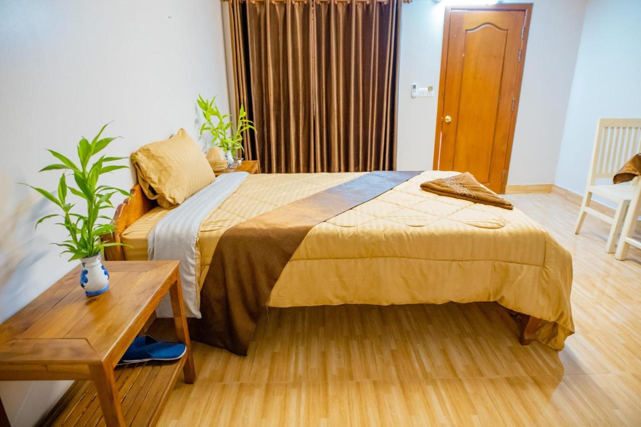 Tropical Villa Siem Reap Bagian luar foto