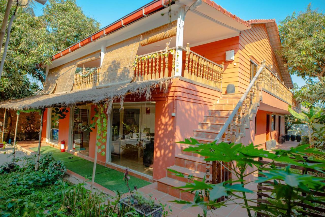 Tropical Villa Siem Reap Bagian luar foto